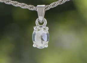 Висулка със Зелен Аметист