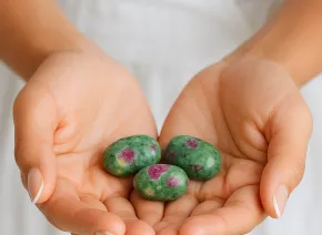 Рубин Фуксит