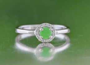 Елегантен пръстен с Нефрит